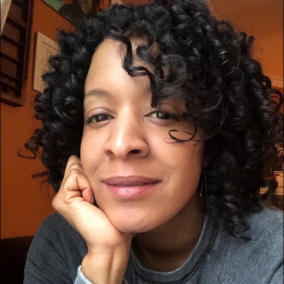 Meet your Posher, Niya - Picture 6 of 6